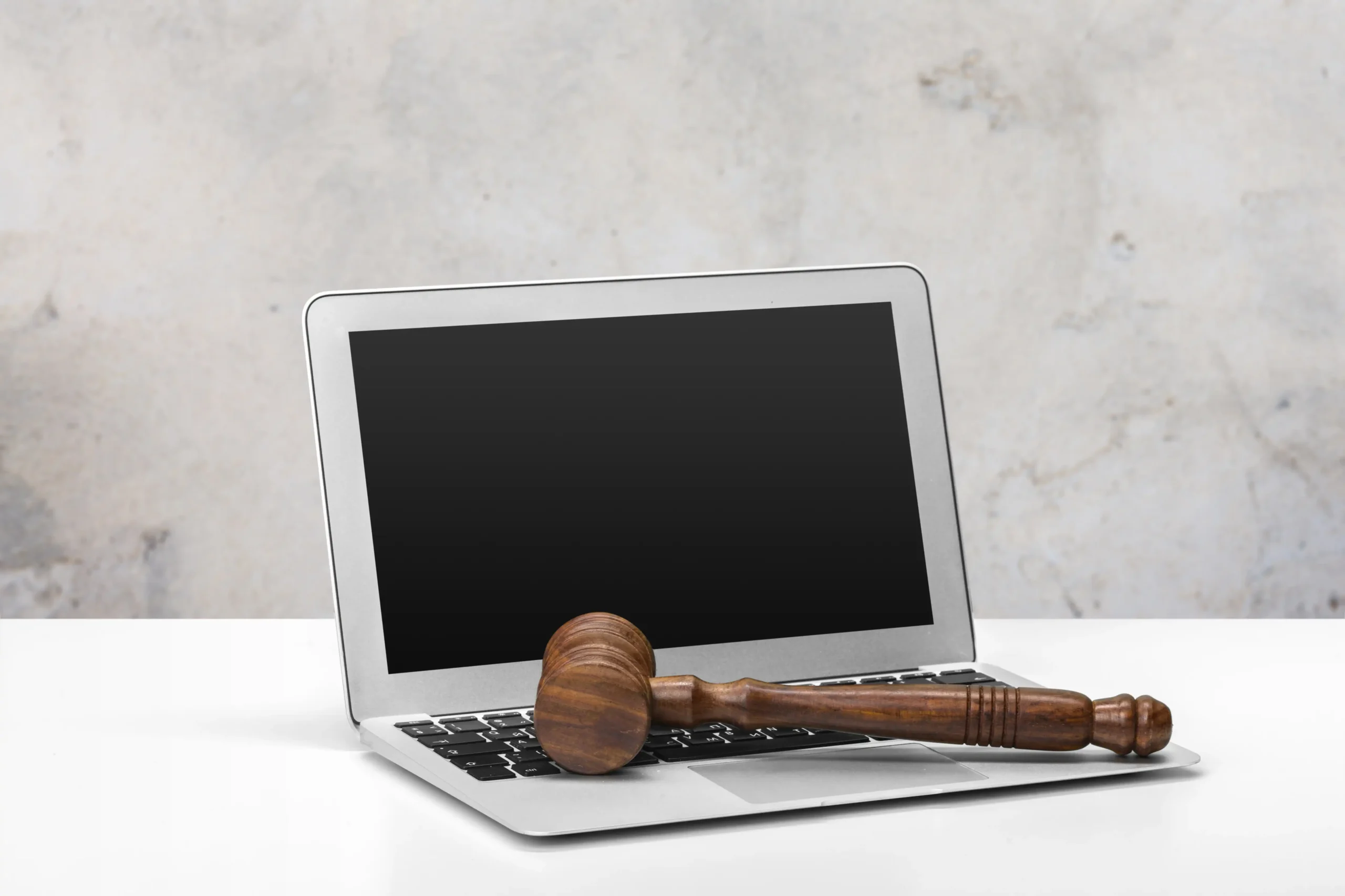 laptop mallet table